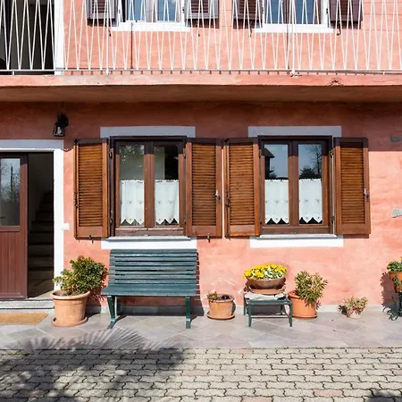 Cascina Dei Ciliegi 阿罗纳